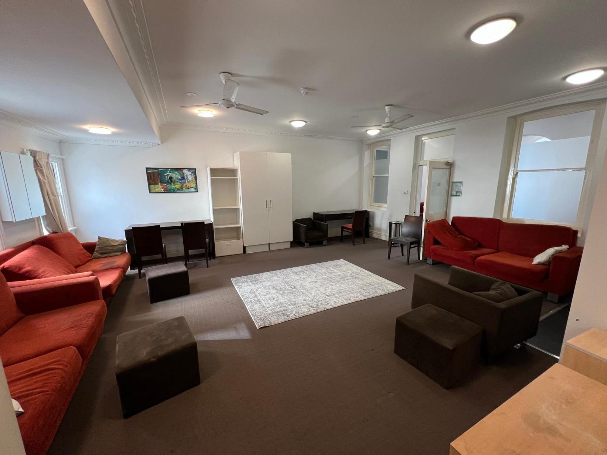 Wallaby Backpackers Hostel Perth - Note - Valid Passport Required To Check In - Kültér fotó